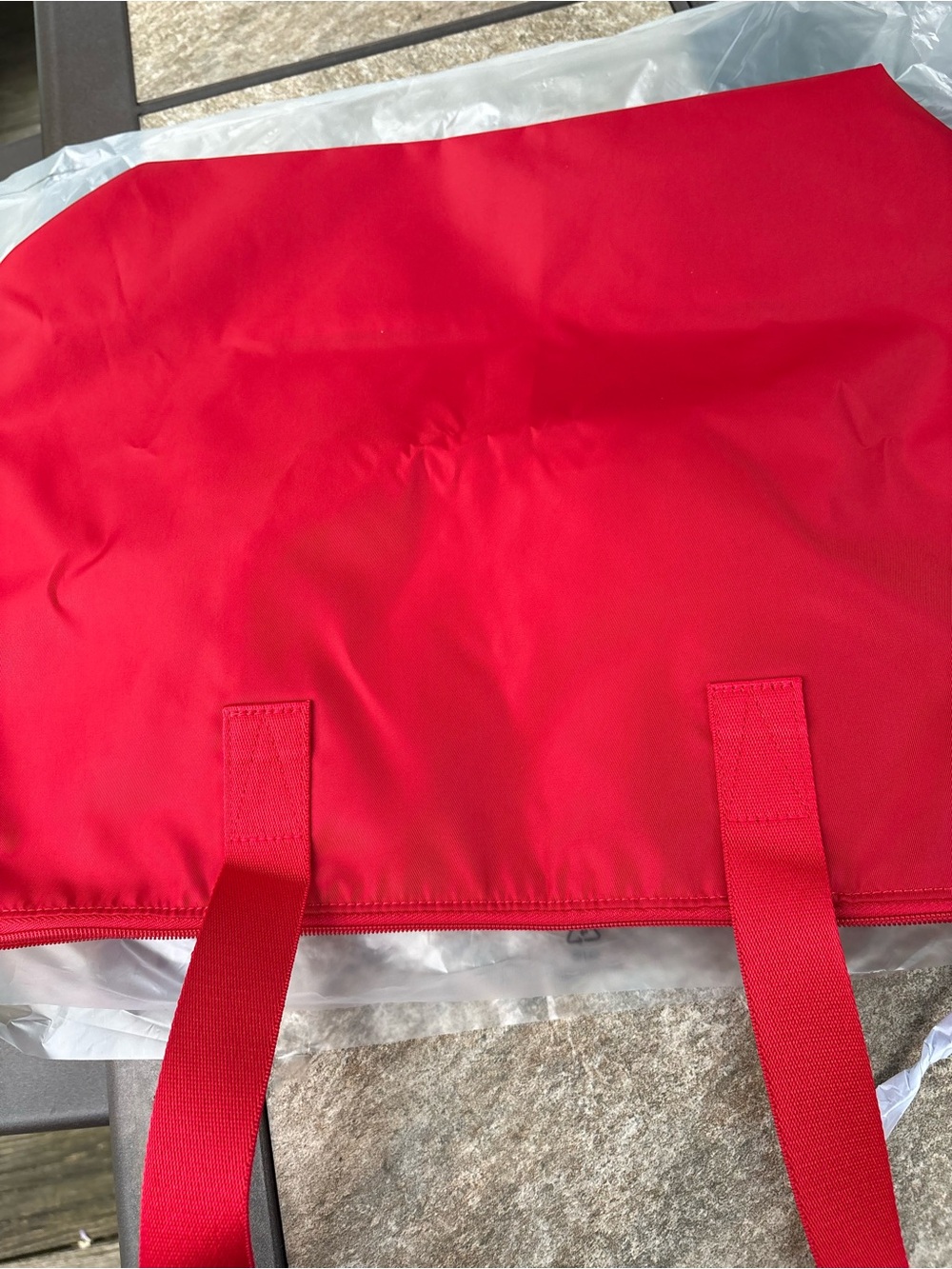 Victoria's Secret Red Heart Zip-Top Foldable Tote with heart pouch - Picture 6 of 11